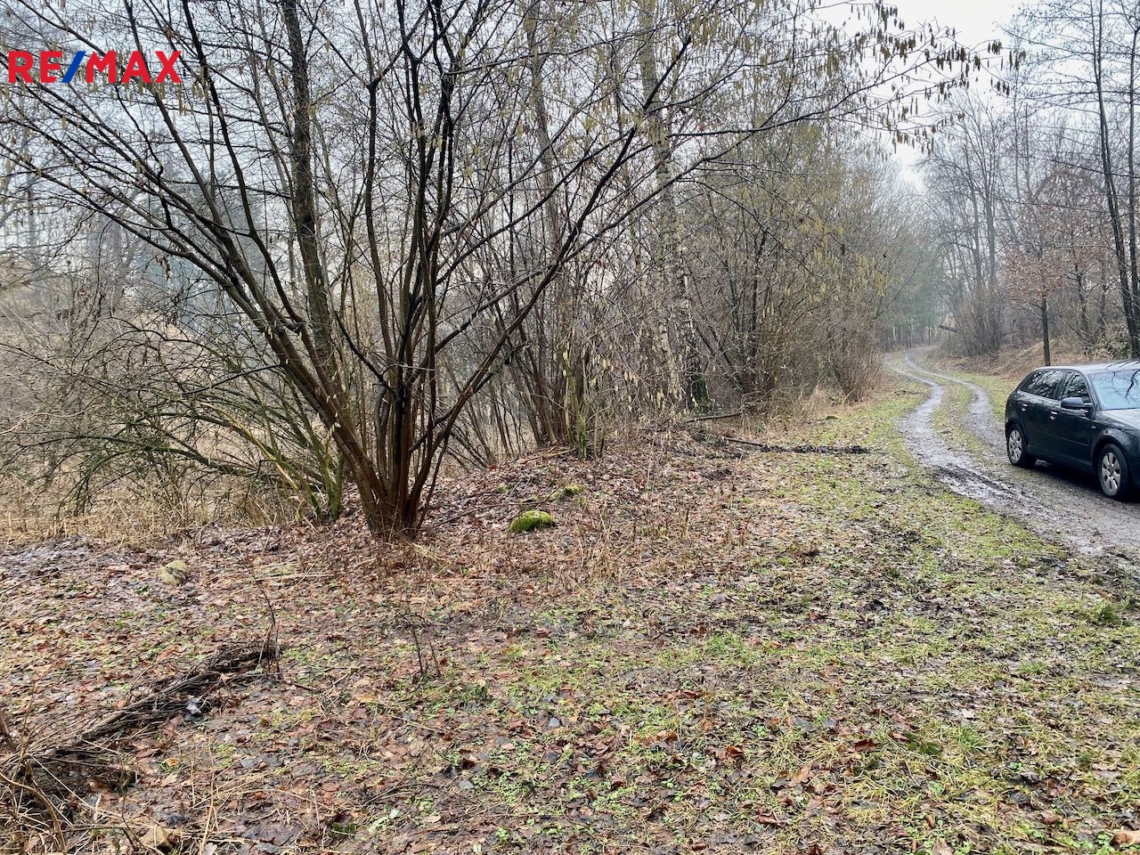 Přístupný po obecní komunikaci