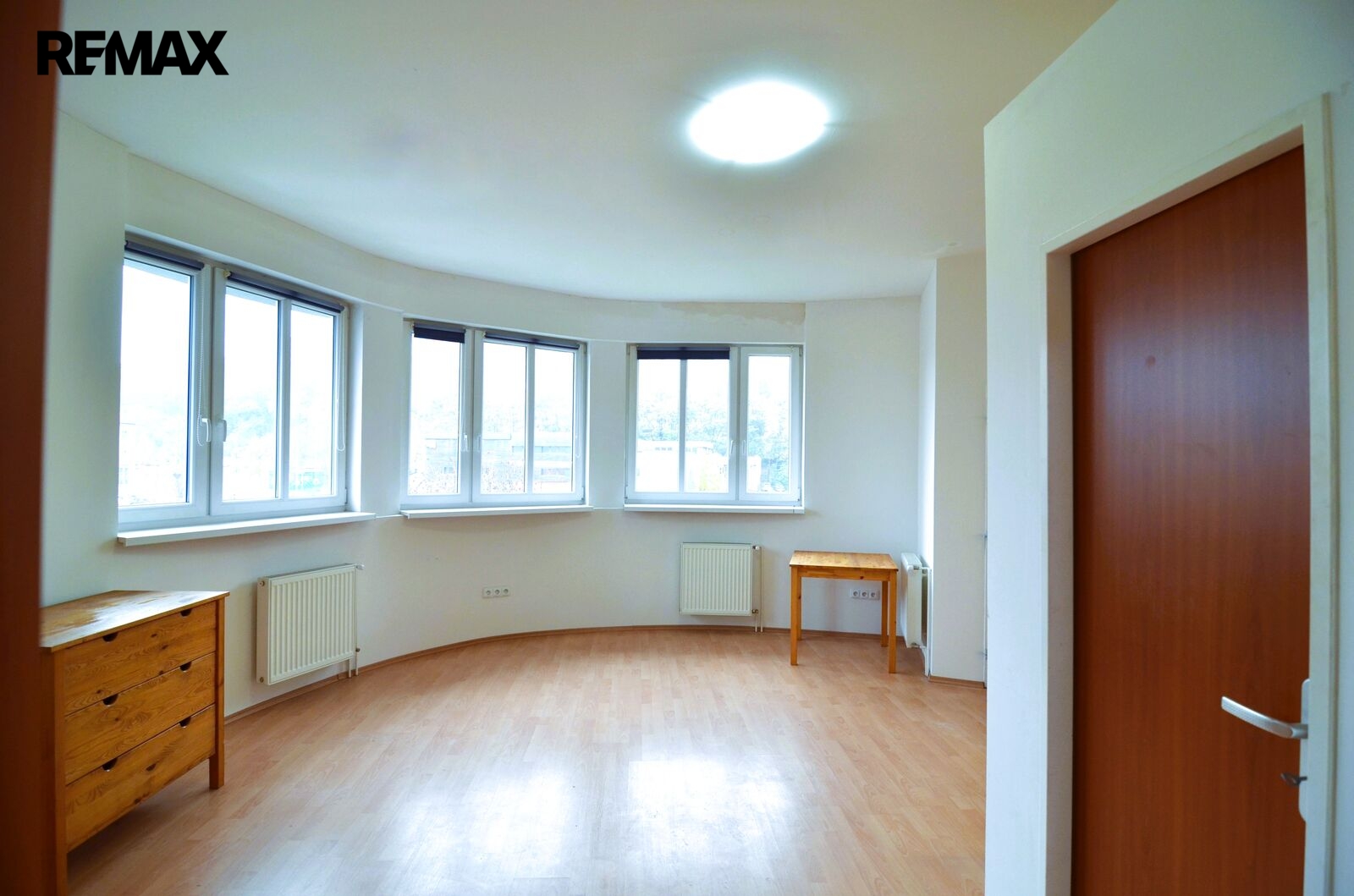 pohled na byt z předsíně