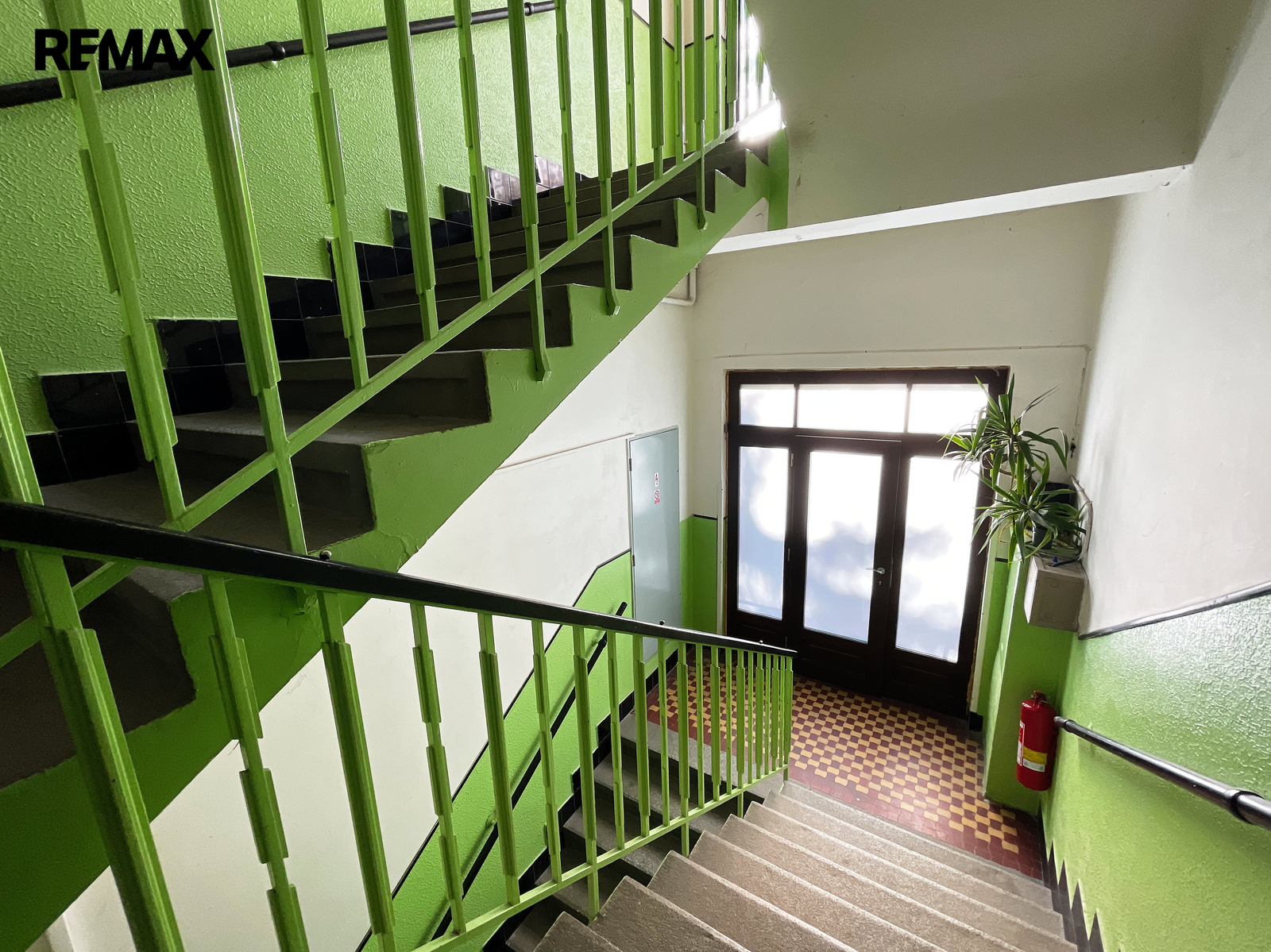 Schodiště - Vršovické náměstí