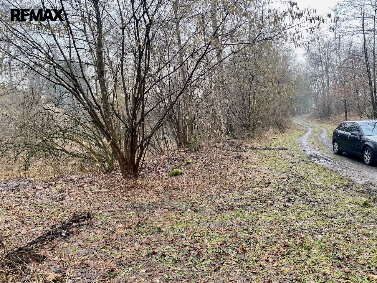 Přístupný po obecní komunikaci