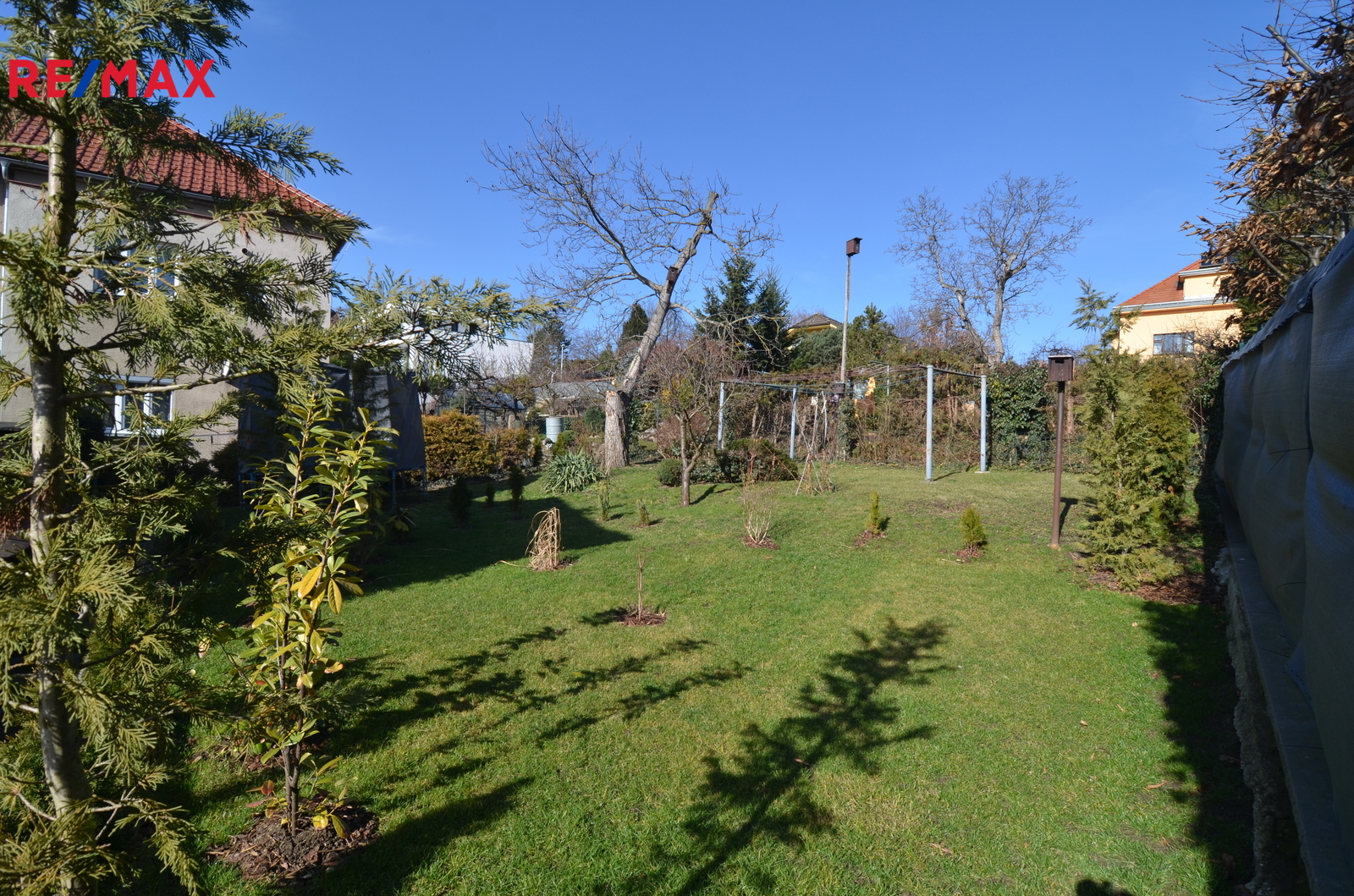 zahrada nad domem