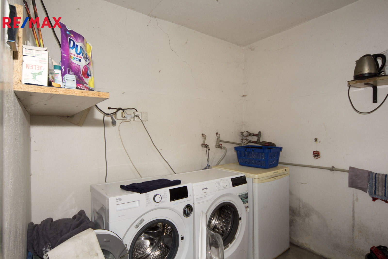 prádelna v přízemí