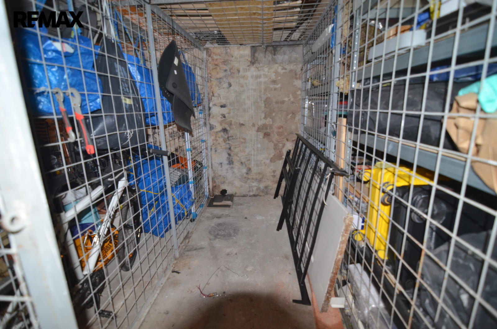 sklepní kóje 3,9 m2