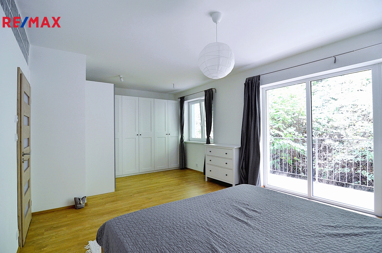 větší ložnice 25,8 m2