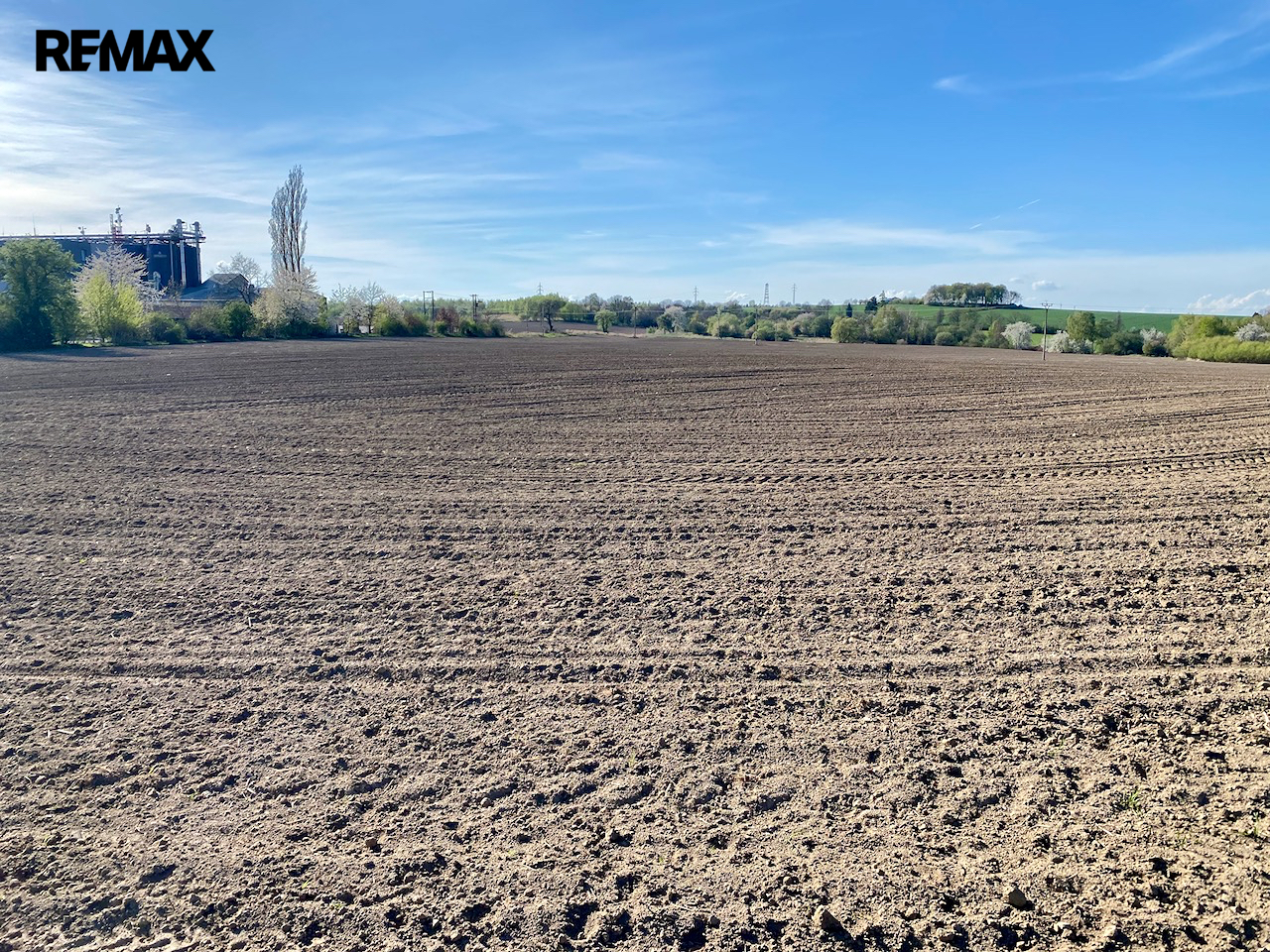 Velký pozemek na výstavbu farmy
