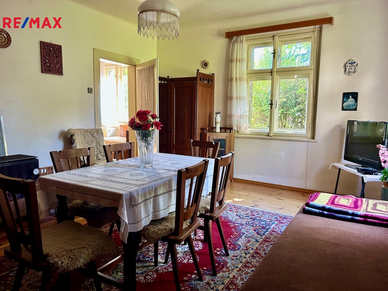 Krásná chalupa se stodolou - Křivoklátsko