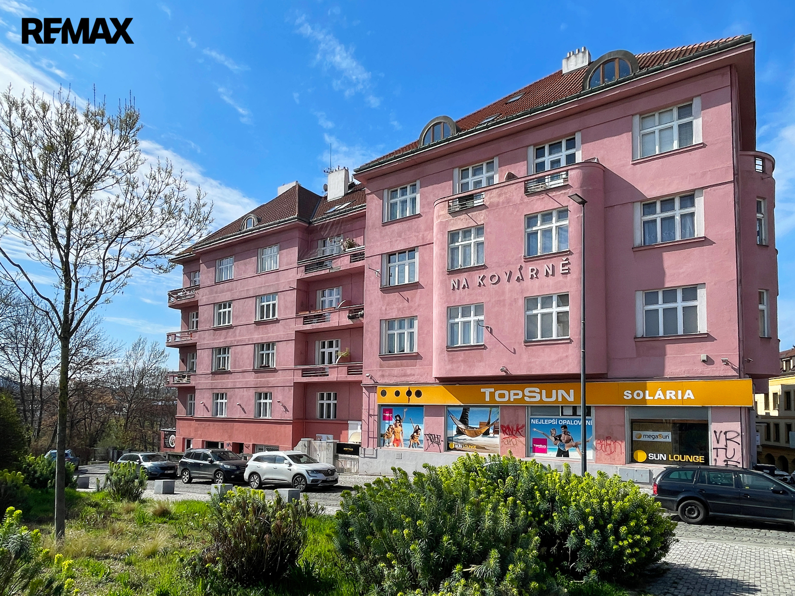 Dům - Vršovické náměstí