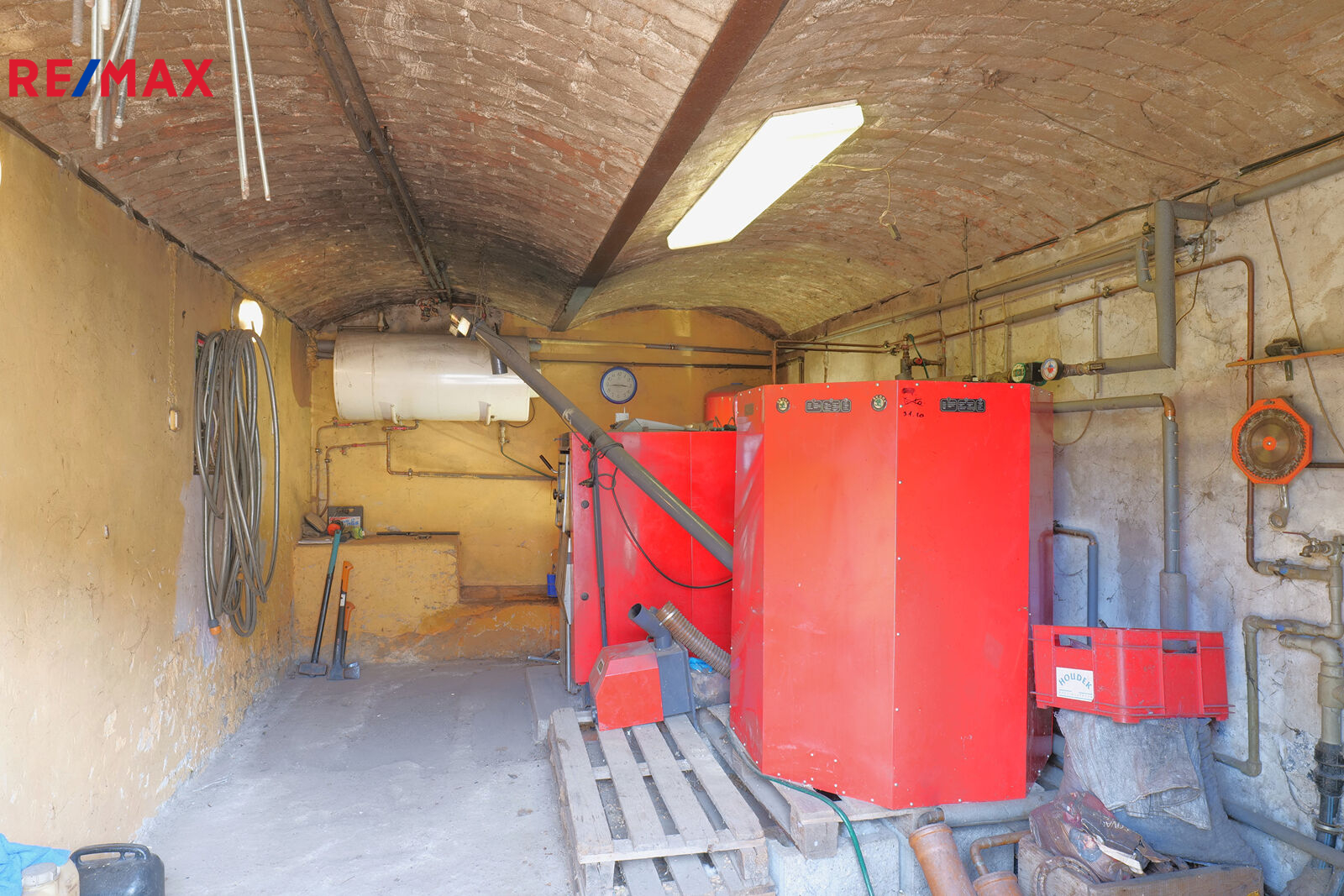 Čp. 13 - kotelna pro oba domy