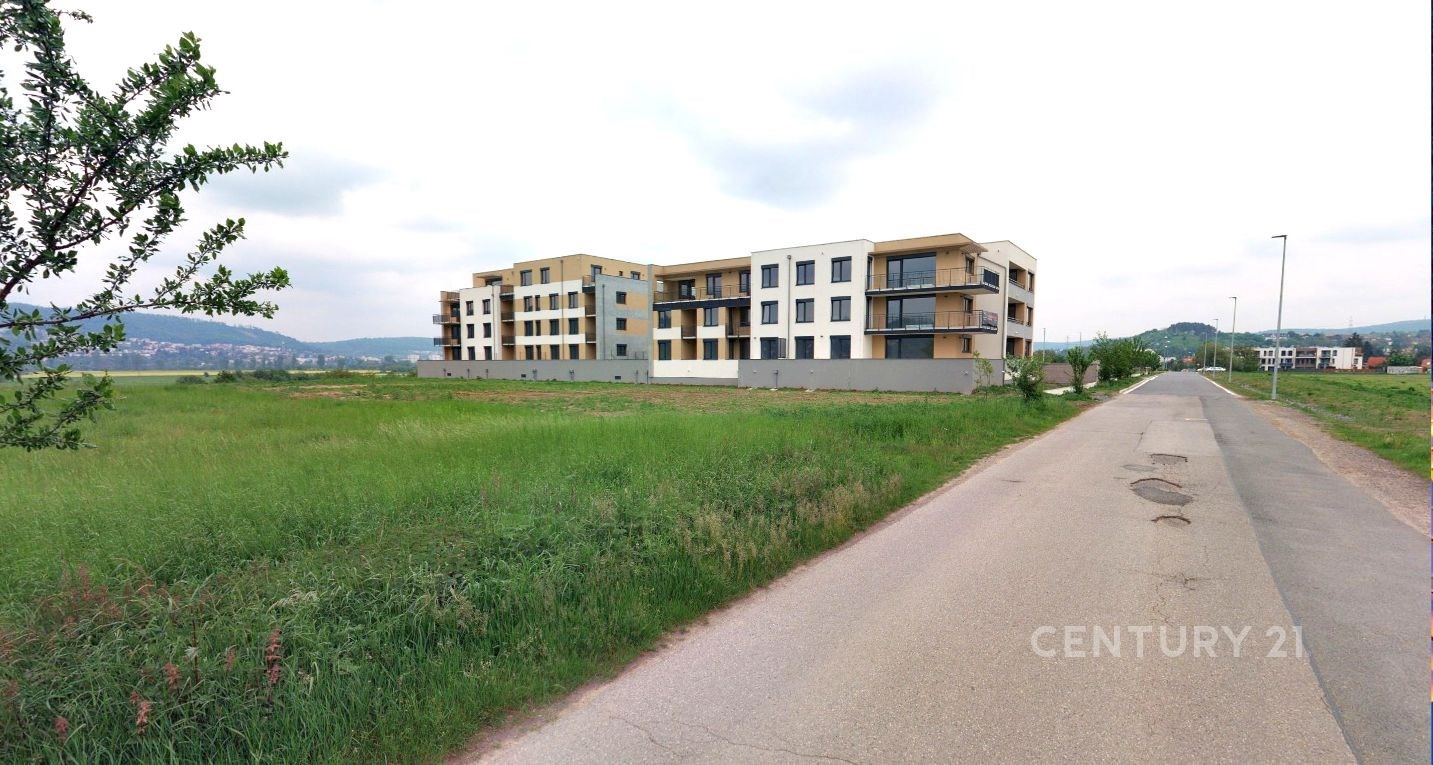 Prodej stavební parcely 922 m² – pohled 5