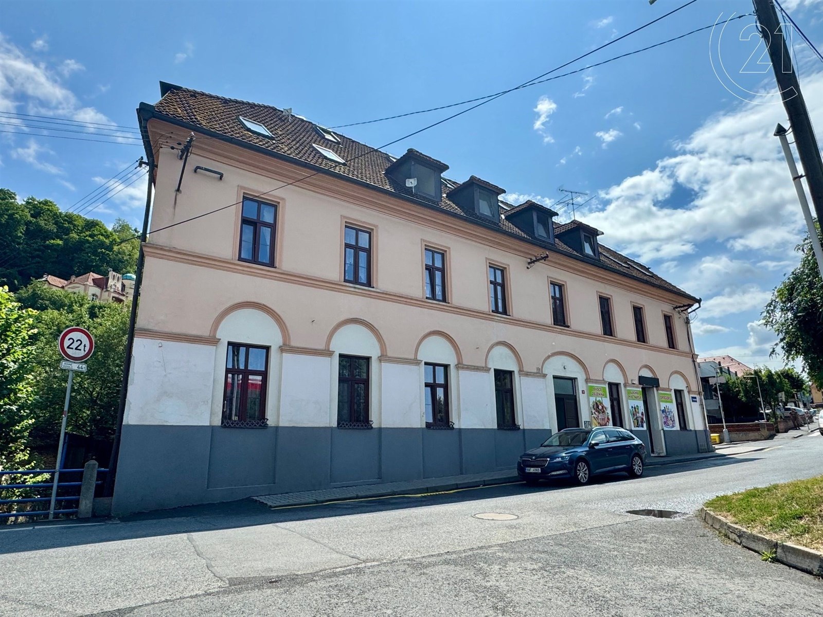 dům