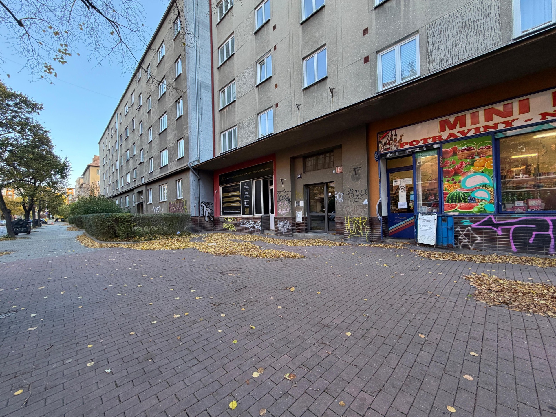 WhatsApp Image 2025-12-09 at 09.52.42-2