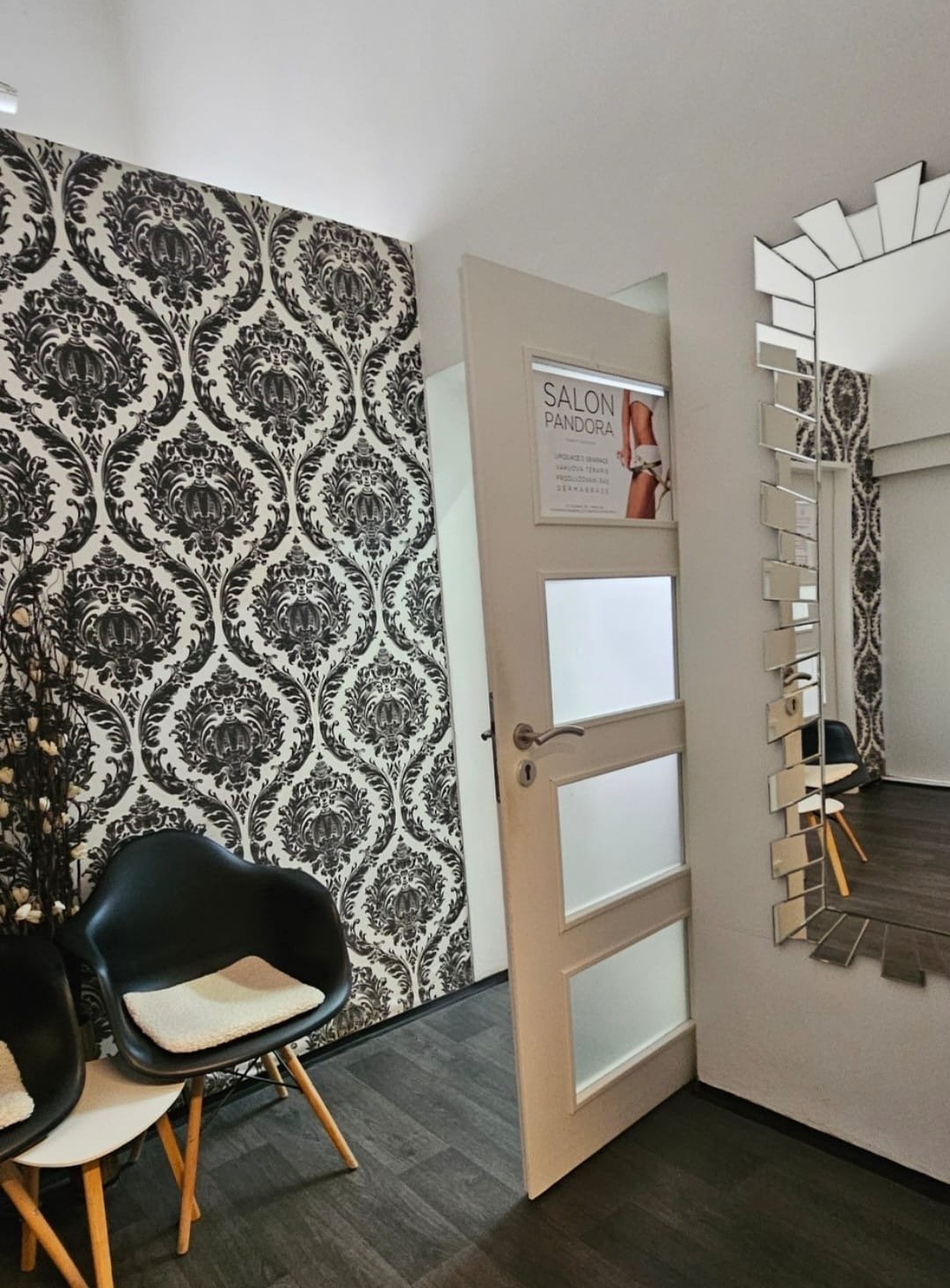 61d4e57f-a40d-42a1-8dd1-927a387413ee