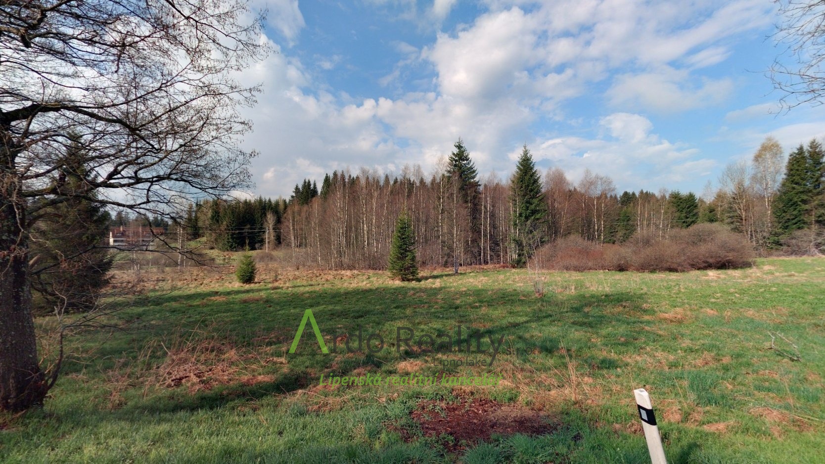 zajimavy-pozemek-primo-u-vypadovky-smer-guglwald-4