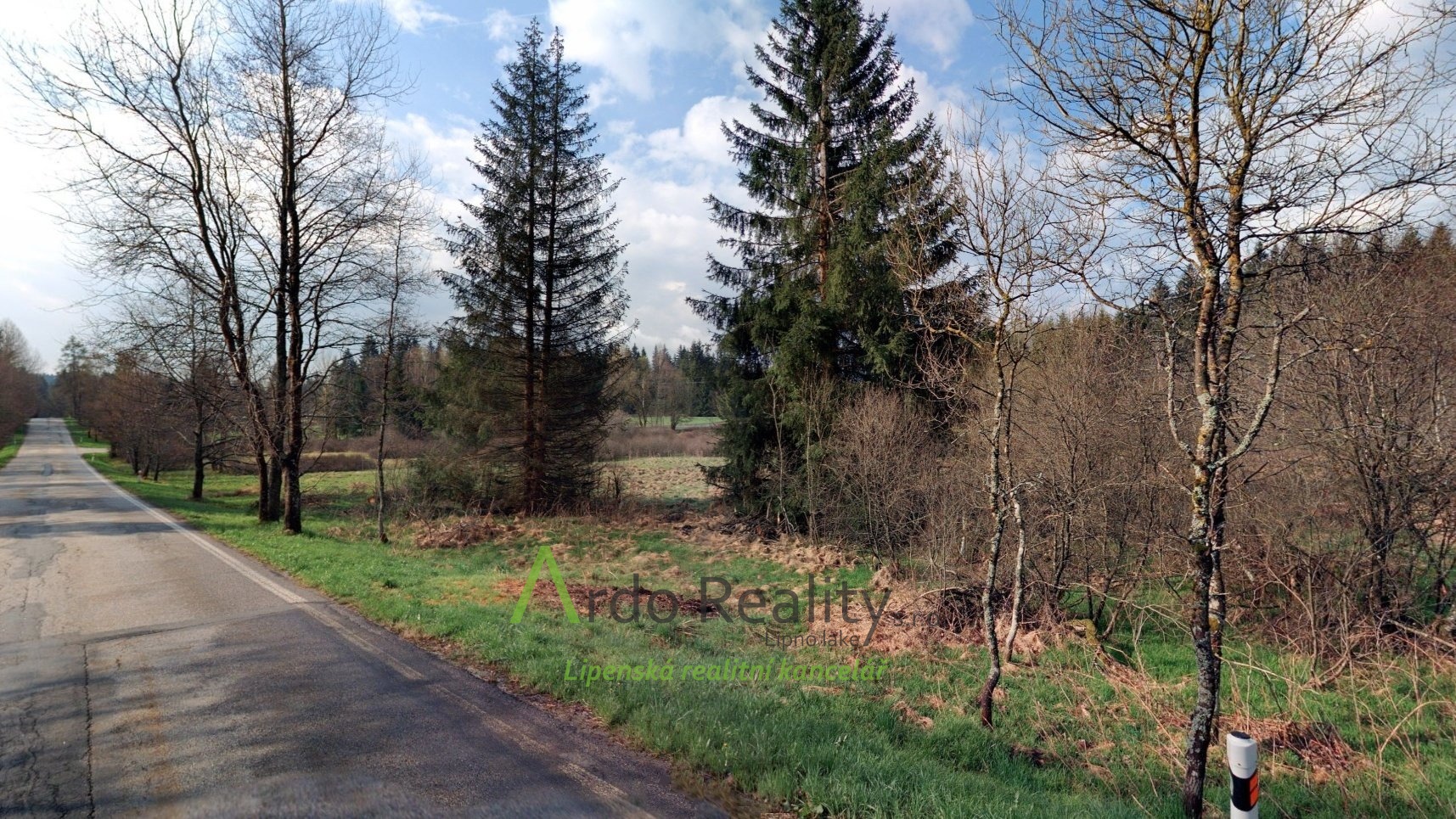 zajimavy-pozemek-primo-u-vypadovky-smer-guglwald-2