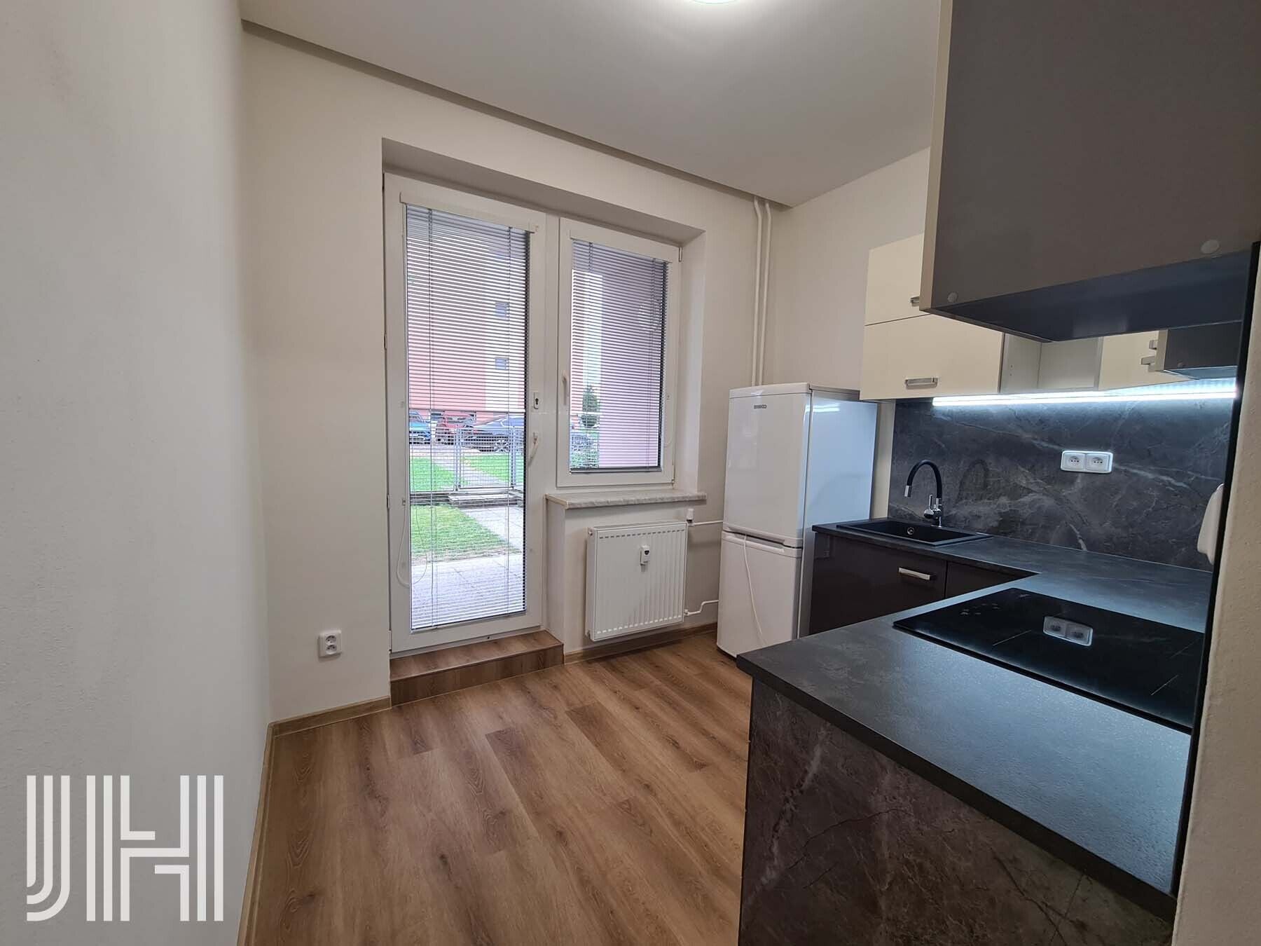 Pronájem bytu 1+1 Kostelec na Hané 11 000 Kč za měsíc, foto 3