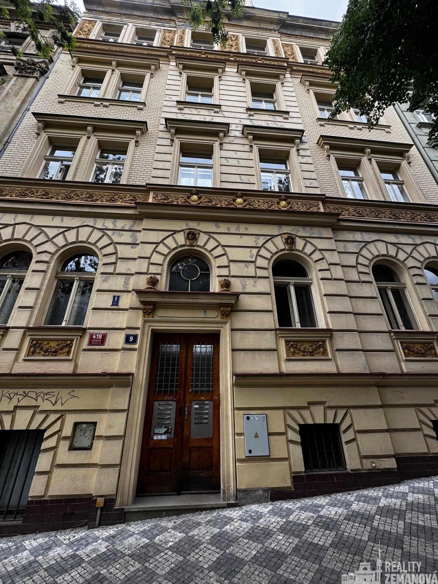 pohled na dům