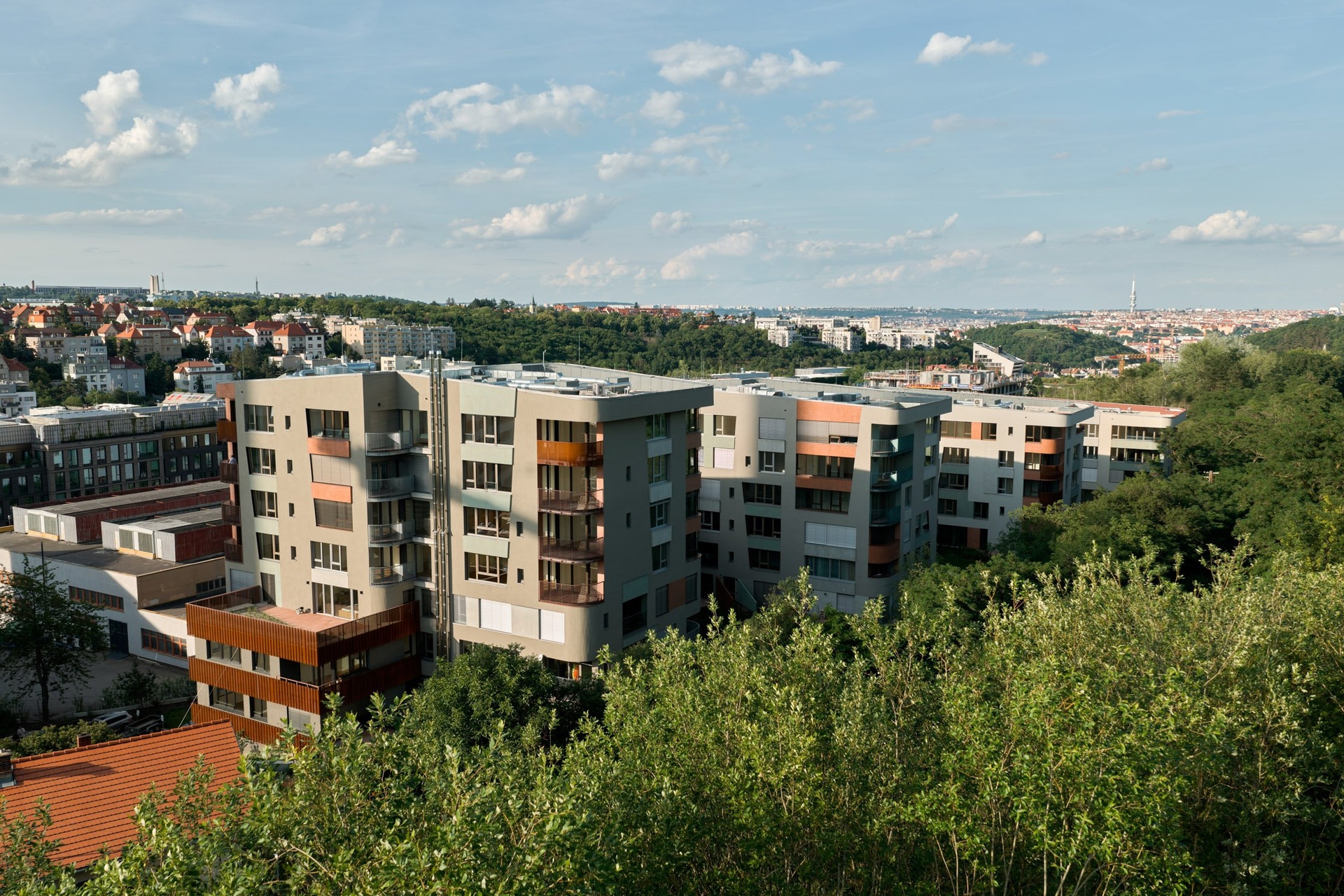 FDJI_20260618184119_0409_D_HDR