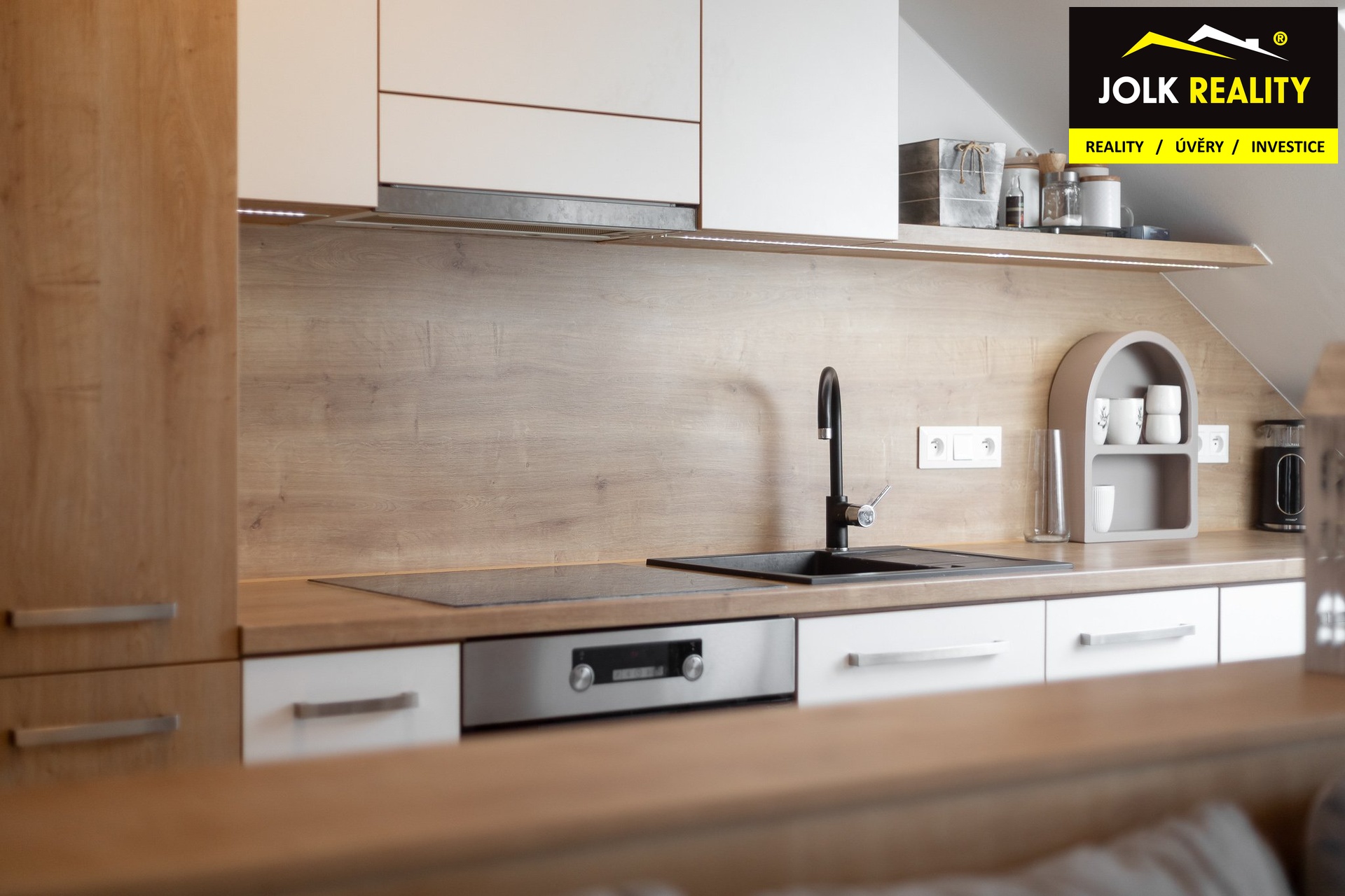 BD Pekařská byt č.13  4.NP  3+kk Věra Verbíková JO