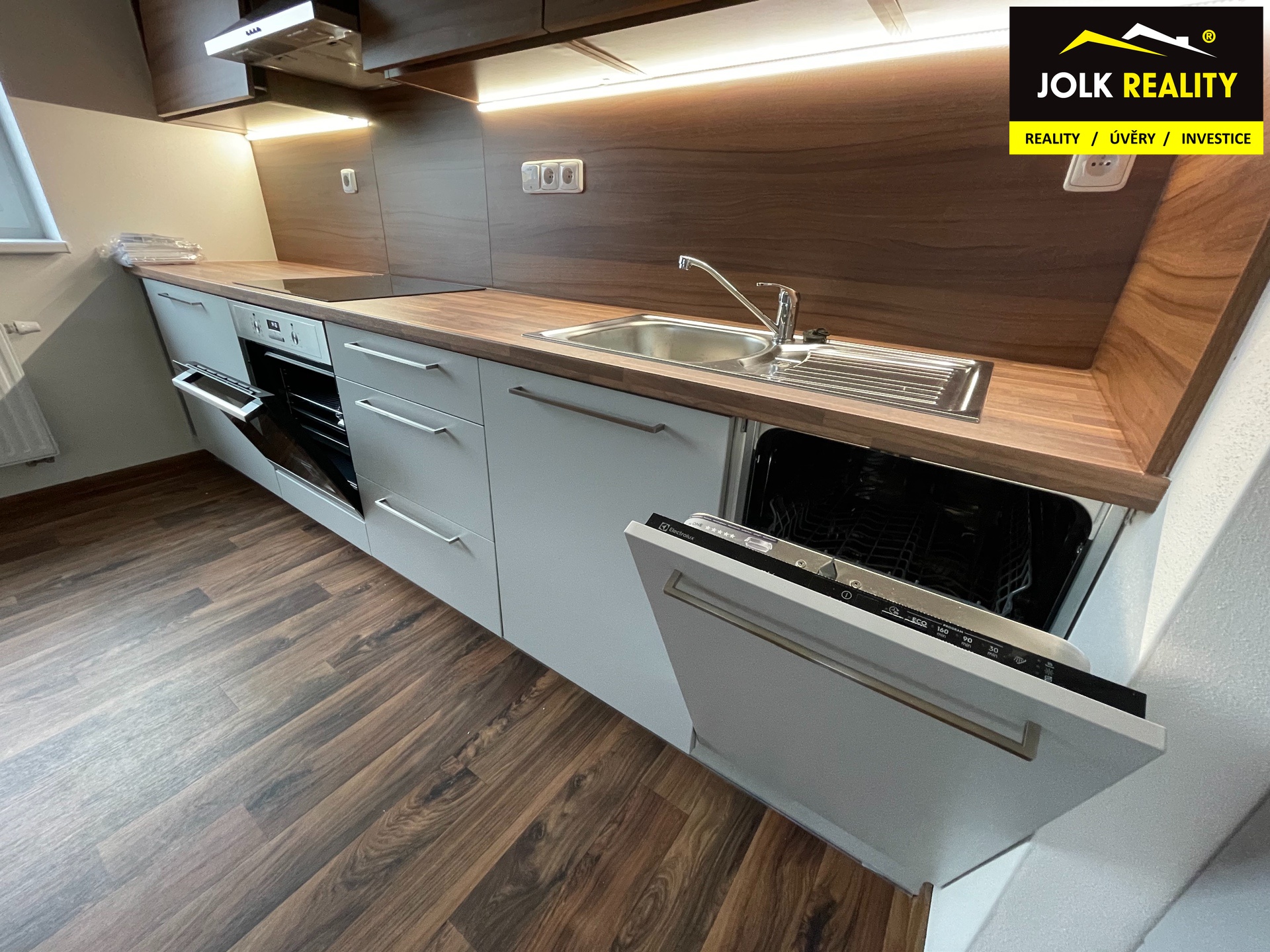 NIKOLA SUKENIKOVA JOLK REALITY PRONAJEM BYTU 2KK OPAVA KAČIRKOVA CENTRUM OPAVA