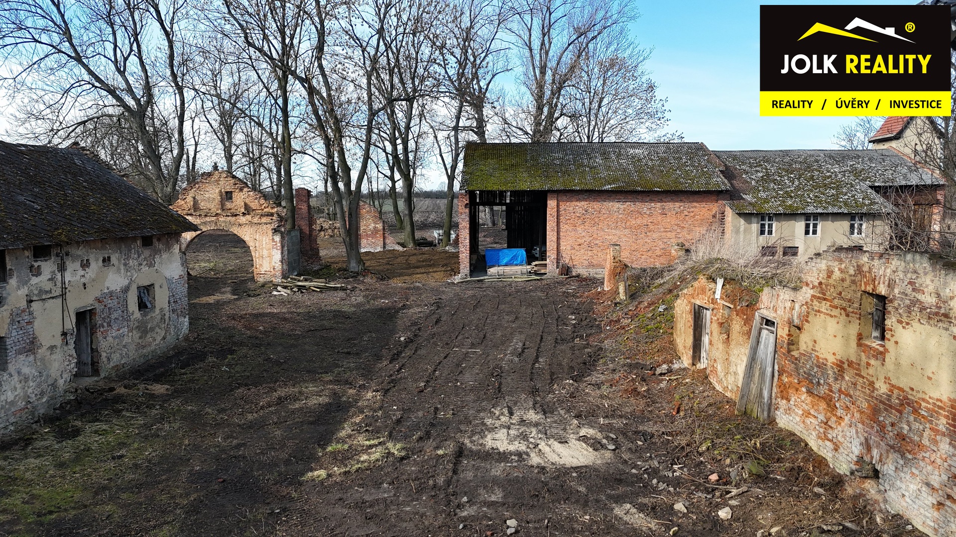 Prodej domu, pozemku nebo skladu - Pilszcz (1)