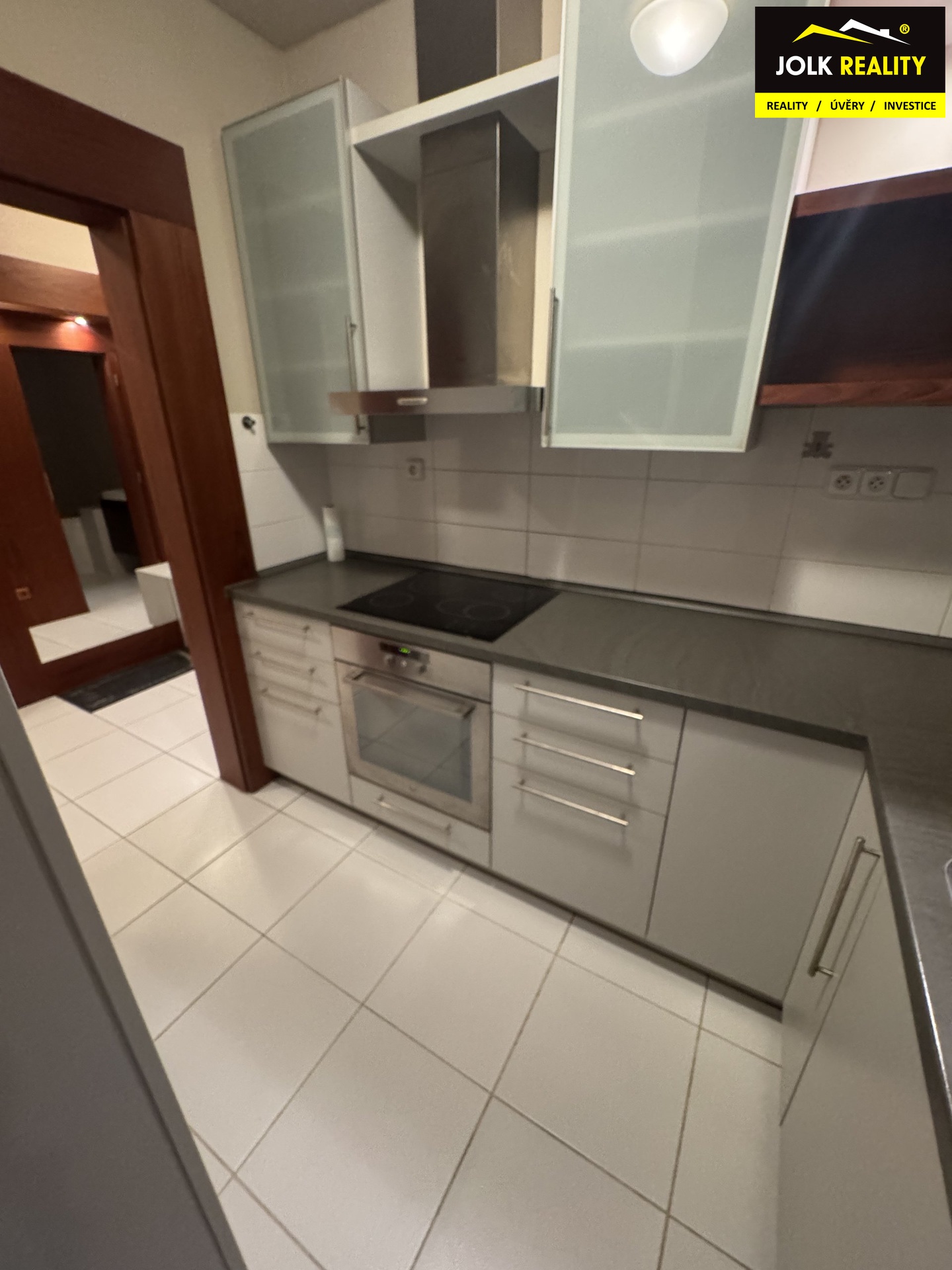 NIKOLA SUKENIKOVA PRONAJEM BYTU 3+1 OPAVA