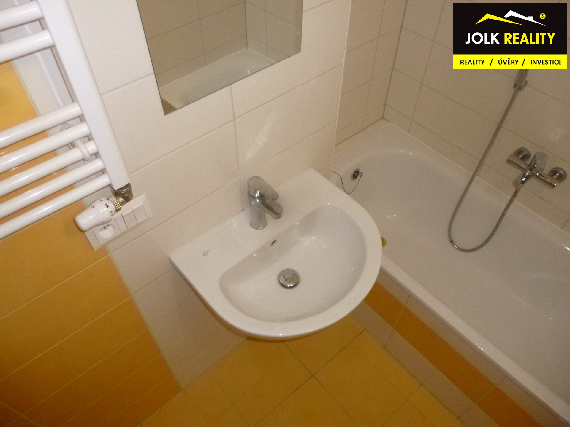 JOLK Reality Pronájem 2kk se zahrádkou, Věra Verbí