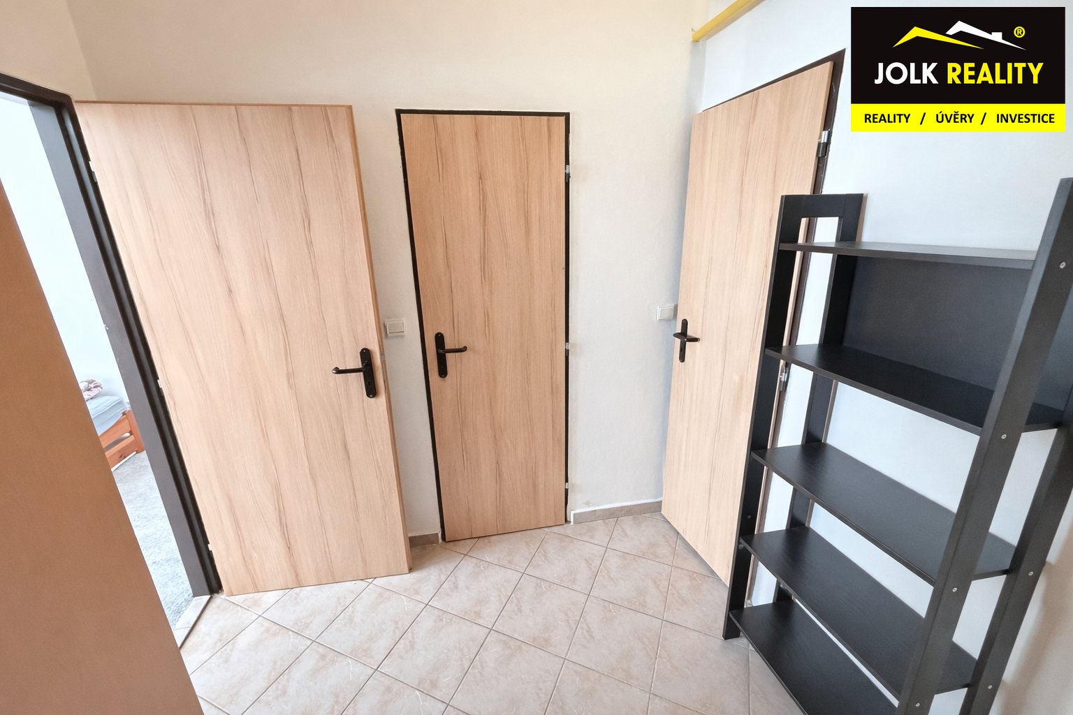 FB5964AE-0B2C-4FCB-A7DF-DCFE2F57E5EC