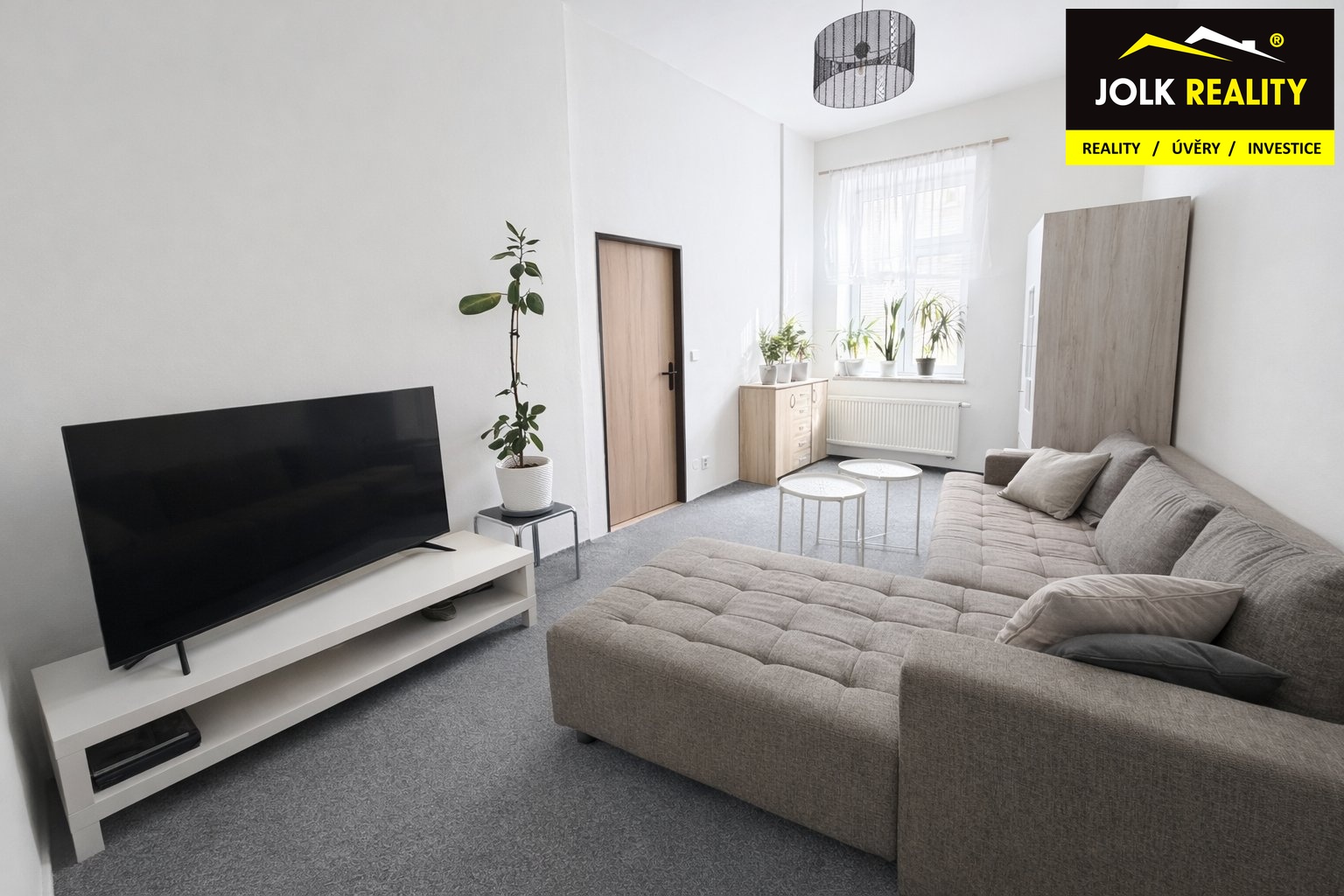 27CDC1CB-D082-49FB-9A6B-2CCFA41F81C8