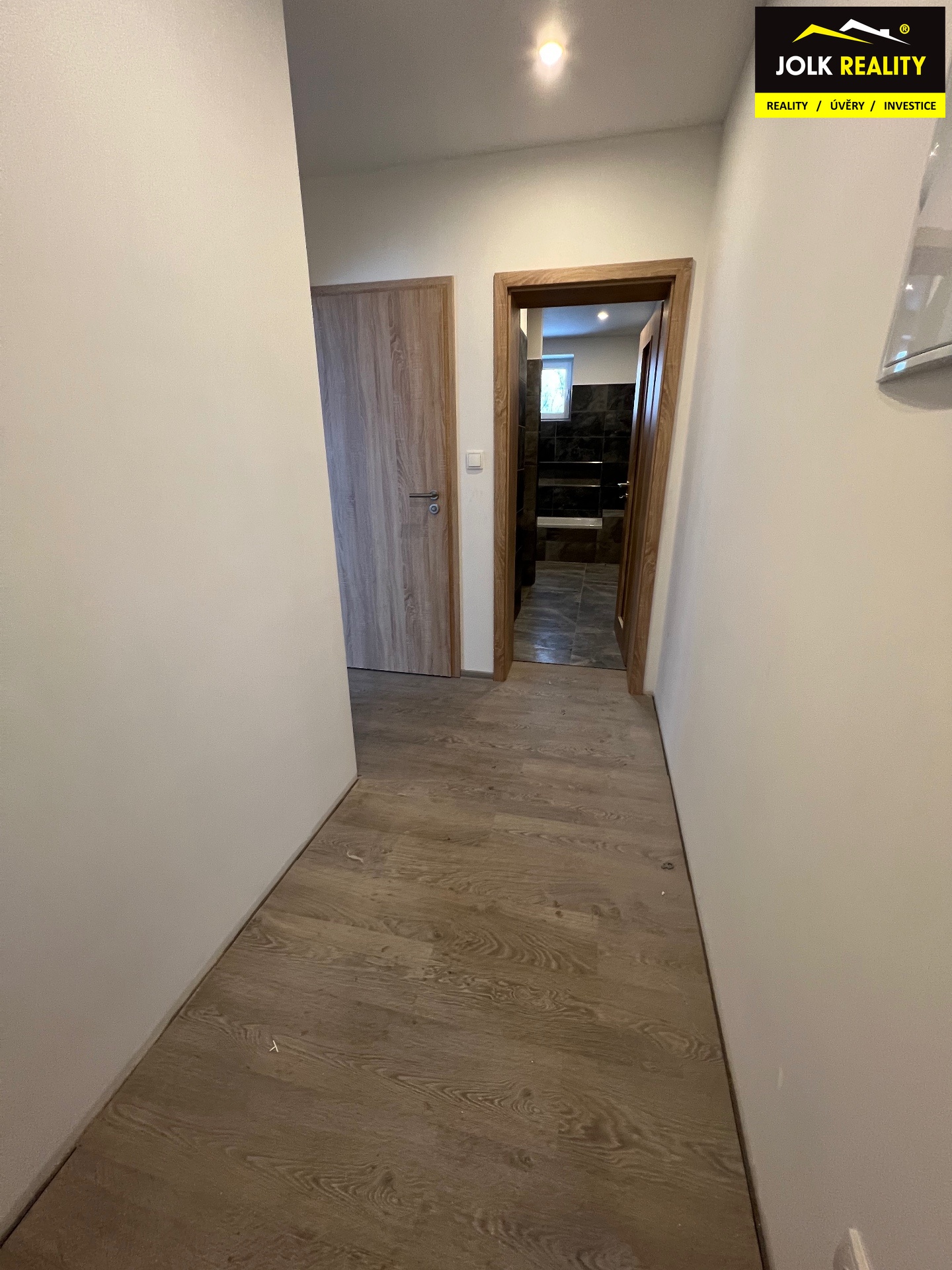 NIKOLA SUKENIKOVA JOLK REALITY PRONÁJEM BYTY 3KK V