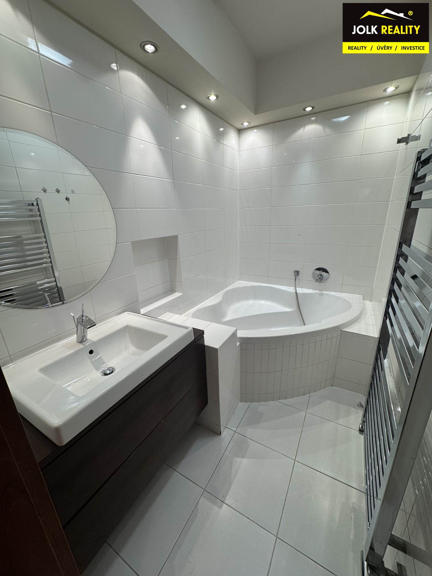 NIKOLA SUKENIKOVA PRONAJEM BYTU 3+1 OPAVA