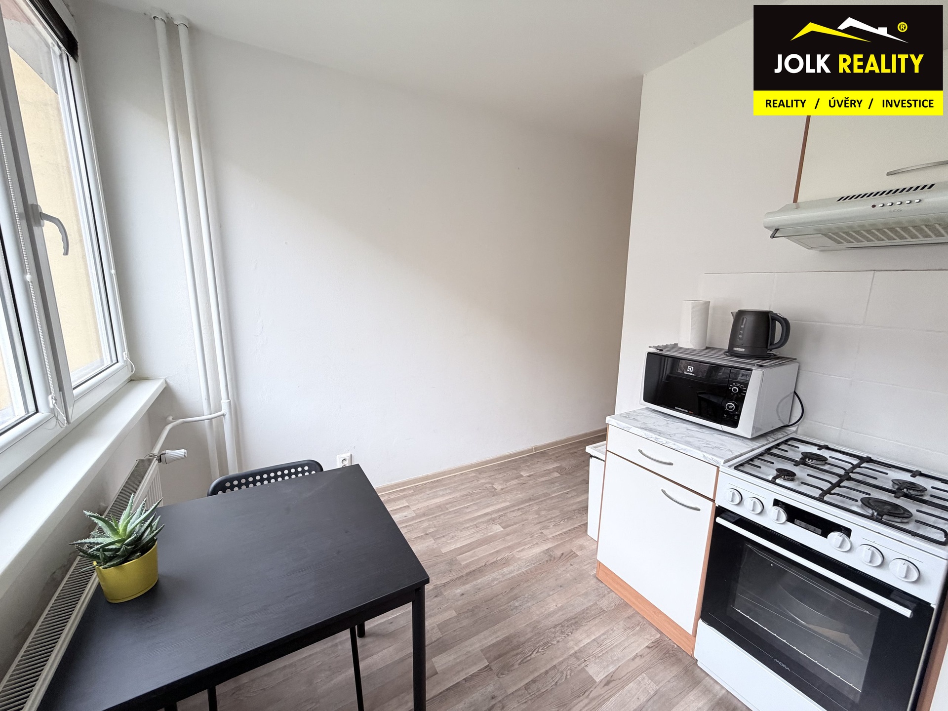 NIKOLA SUKENIKOVA PRODEJ BYTU KYLESOVICE 2+1 JOLKR