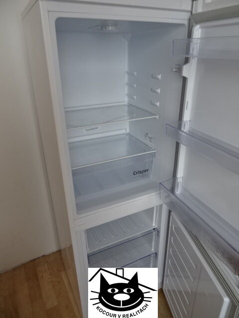 lednice s mrazničkou