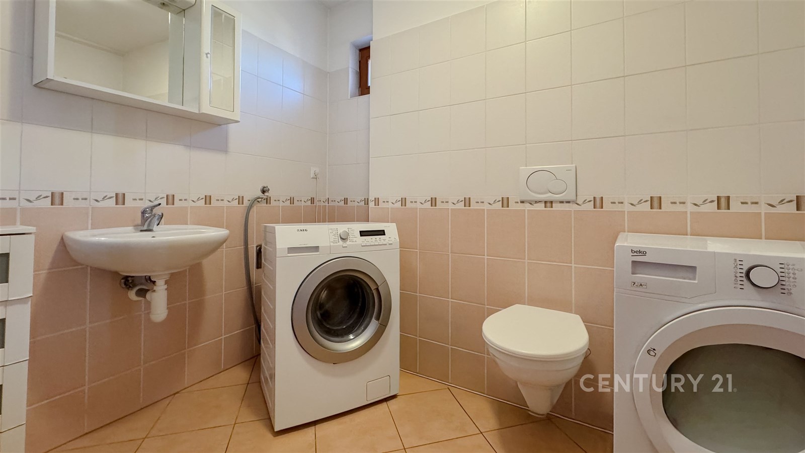 prádelna v přízemí