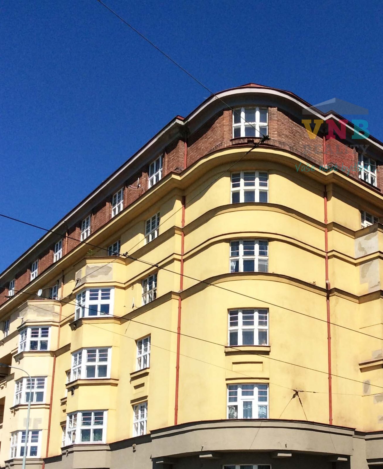 Praha_Slezska105_07Pohled na cely dum2.JPG