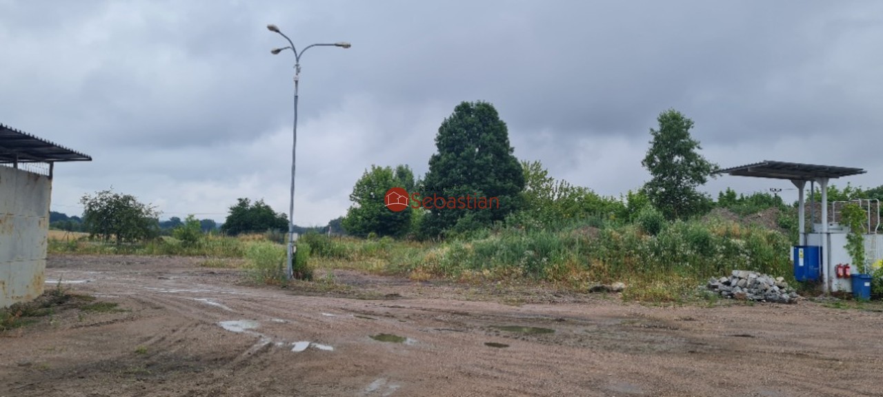 Pronájem komerčního pozemku Hradec Králové 70 000 Kč, foto 4
