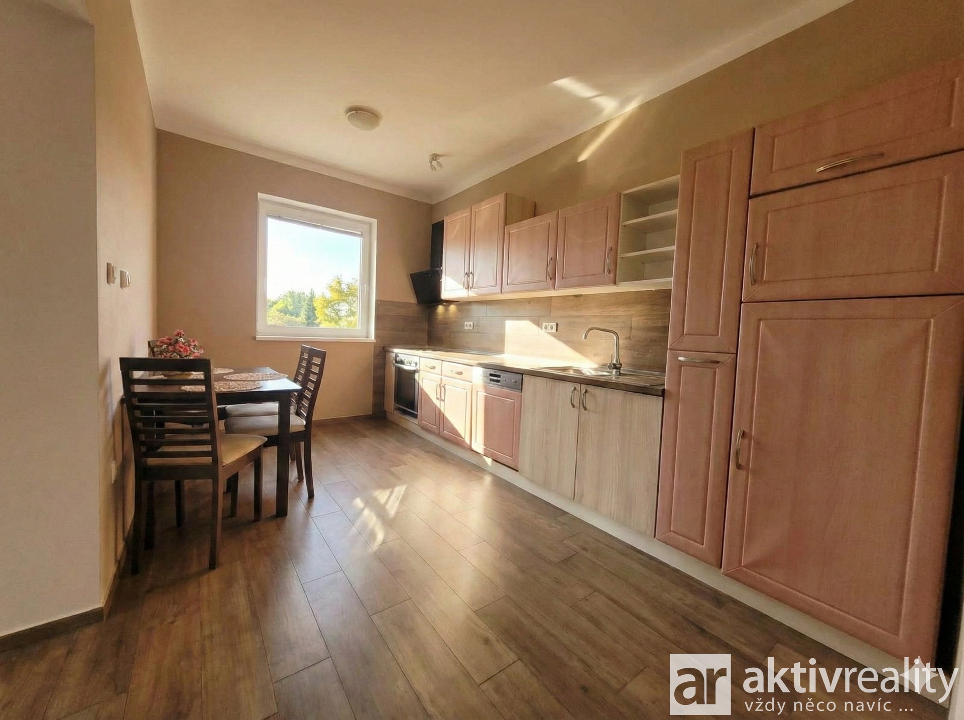 Gemini_Generated_Image_ktq07qktq07qktq0