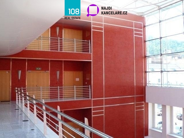 corso-karlin-krizikova-praha-8-karlin