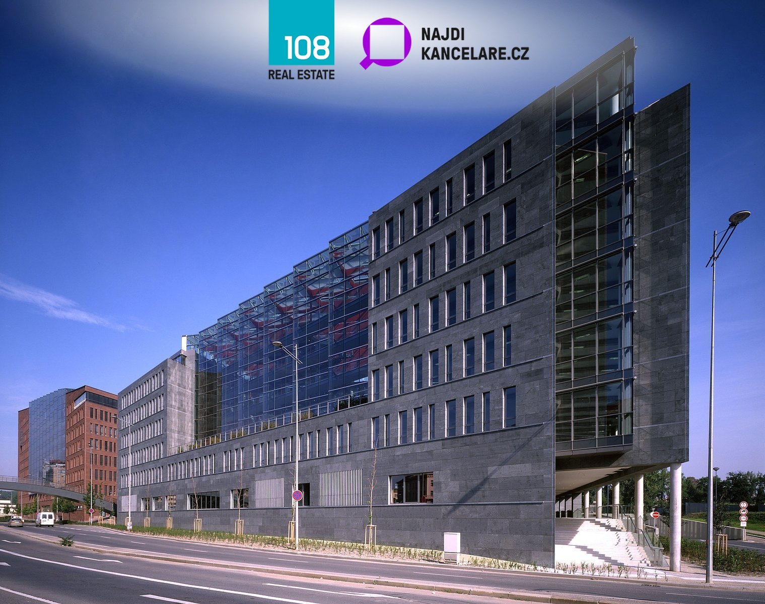 nile-house-karolinska-praha-8-karlin