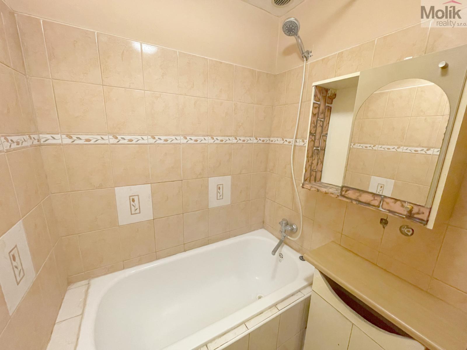 Prodej bytu 2+1 Jirkov 1 699 900 Kč, foto 9