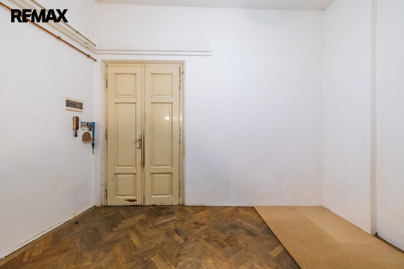 V předsíni je možné vybudovat novou koupelnu.