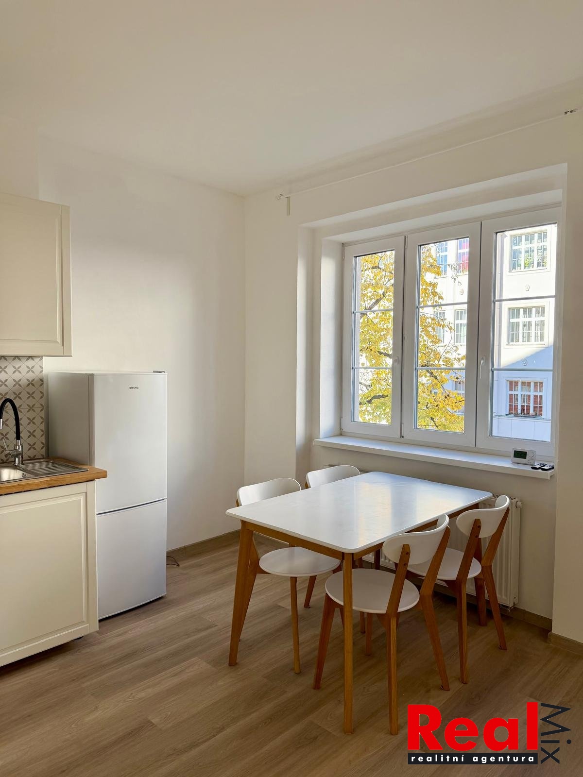 PHOTO-2025-11-05-14-04-35-3