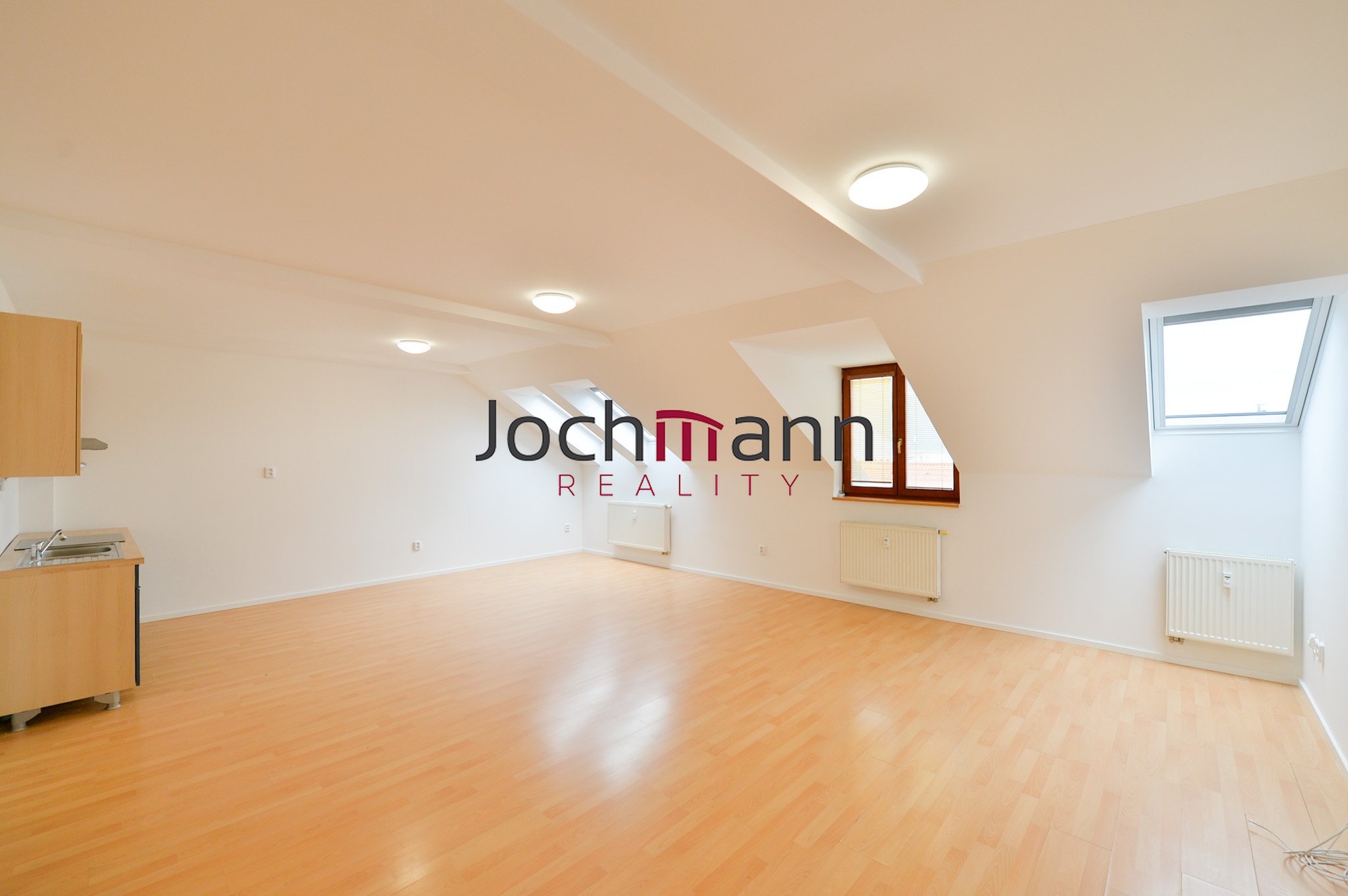 C77B6FF1-B93D-453D-9F1E-708BFC3816BD