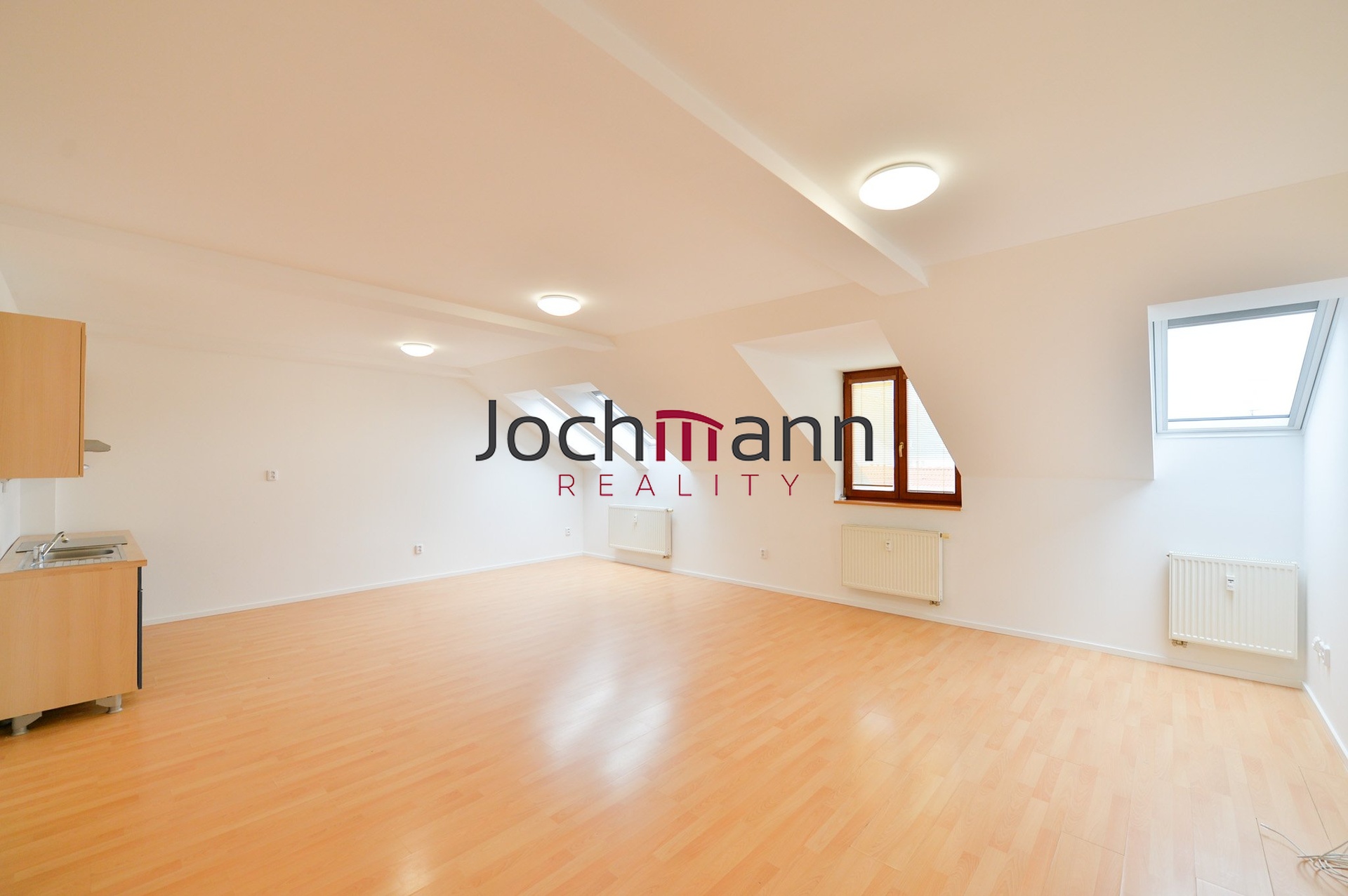 D5851A9B-B6E6-4086-860E-A20C759EA9B1