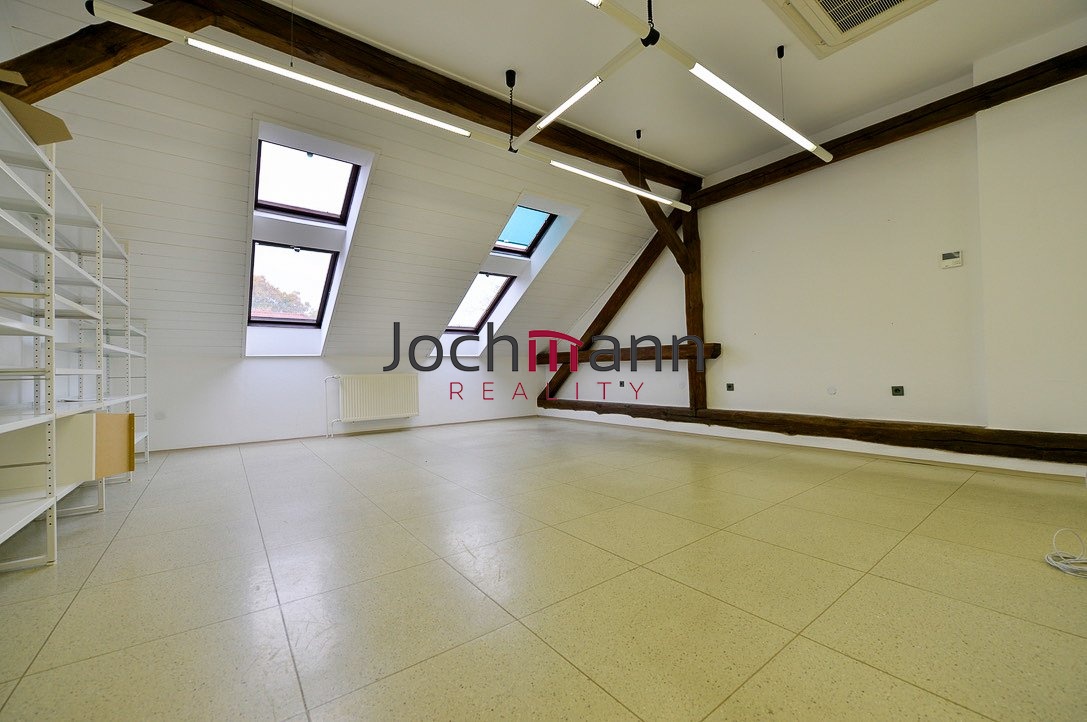 Pronájem kanceláře České Budějovice 12 000 Kč za měsíc, foto 2