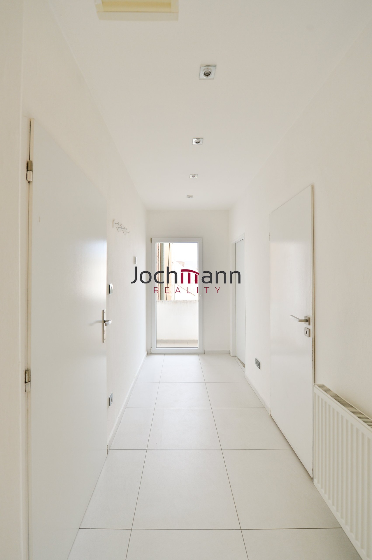 61816B2E-2F77-4FFE-BDD3-7D0BDF4807FC