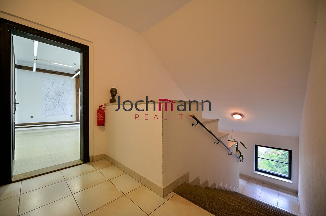 Pronájem kanceláře České Budějovice 12 000 Kč za měsíc, foto 9