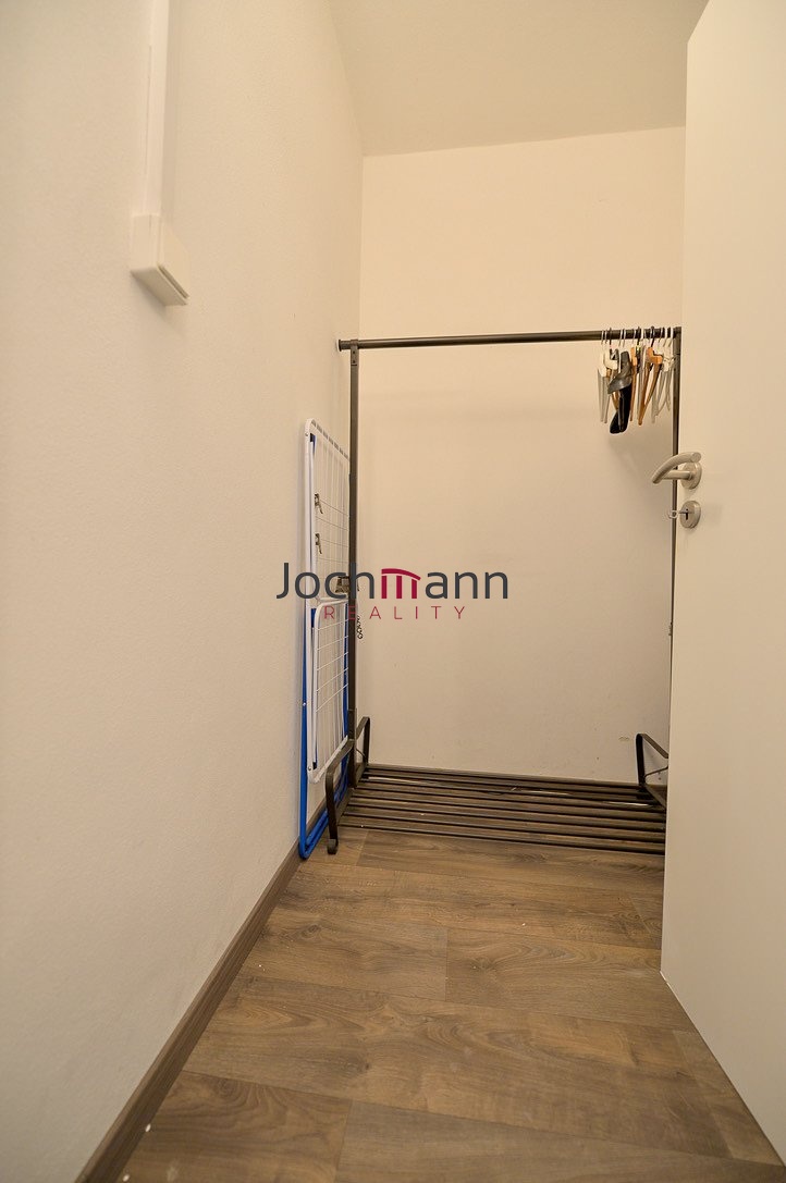 7A0F51C6-9BE9-499F-B1F4-5127710A04F0_1_105_c