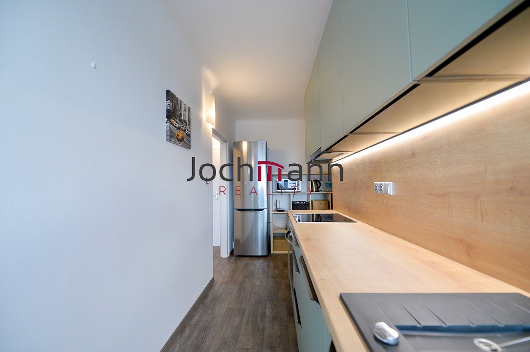 4964776B-0228-4510-AEE9-01CF61CCCE64_1_105_c