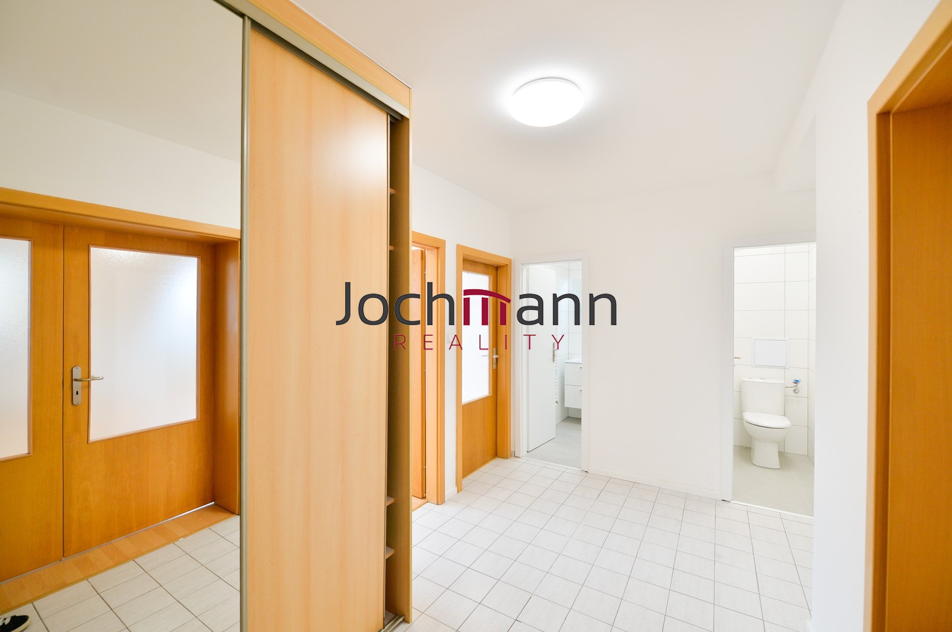 A0D9B02D-F837-4A5D-AD14-DB3377BA5C6D