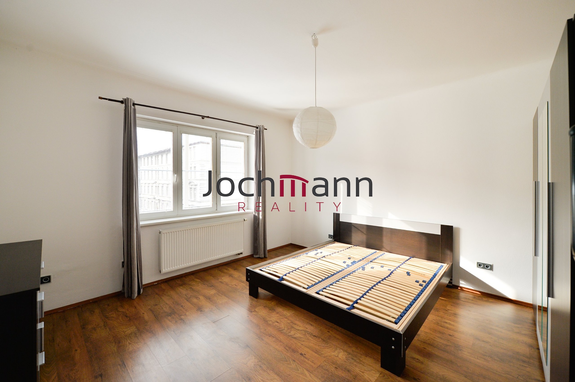 3EA219CD-7161-4305-916C-A2342D89D060